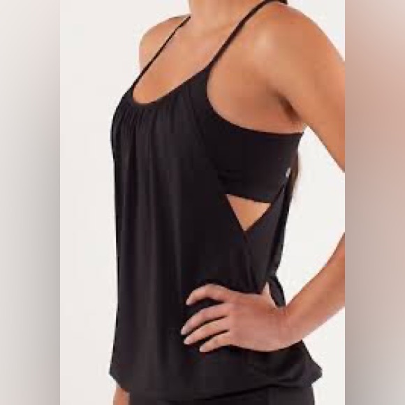 lululemon athletica Tops - Lululemon No Limits Tank